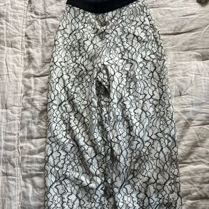 Zara Basic Black and White Pants